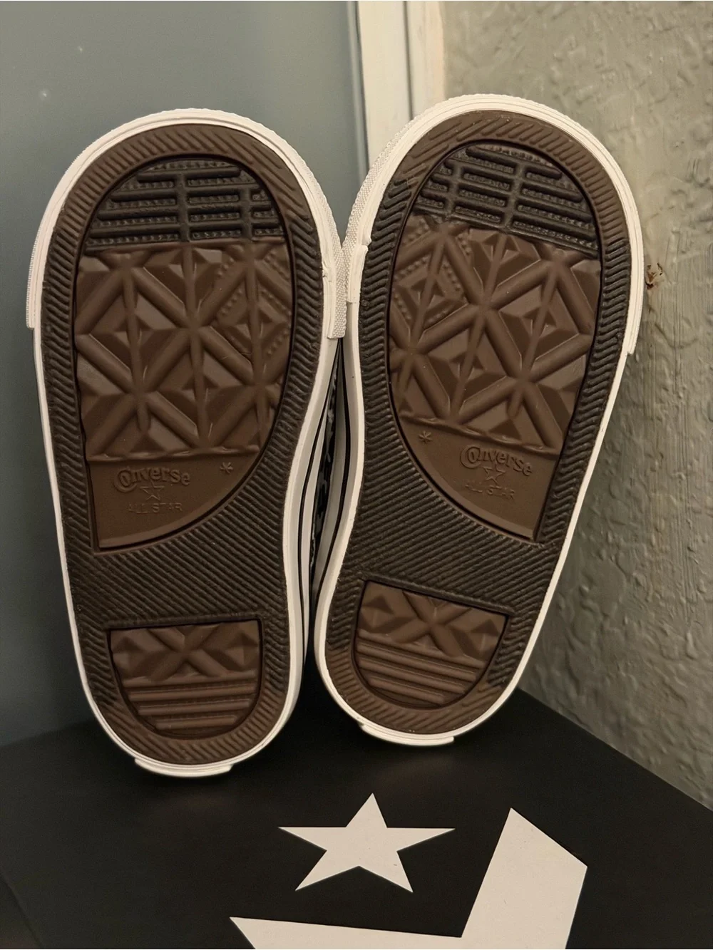 Converse Kids Leopard Print Low Top Sneakers - White, Tan, Black